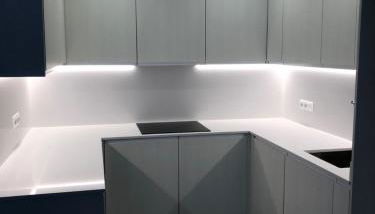 Apartamento nuevo en el centro con garaje - Foto 5