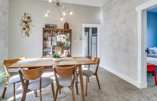 Deck and Home Office Walkable Albuquerque Home - Photo 7