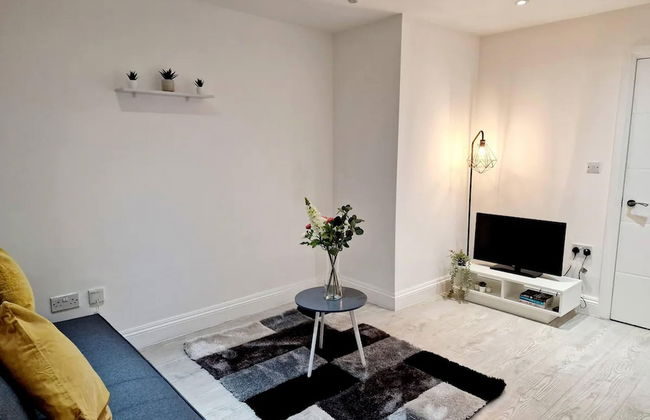 Deluxe 2 Bed Apartment in Uxbridge - Foto 3