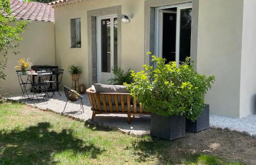 Joli gite en Provence avec piscine - Photo 4