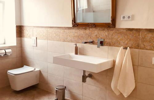 Barocker Hof Rhodt - Foto 21