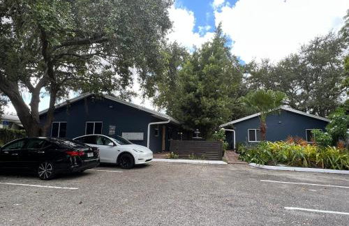 Modern 2 BR near shops, WD fast WiFI 2000mbps 10 min to beach Bliss 7 - Foto 19