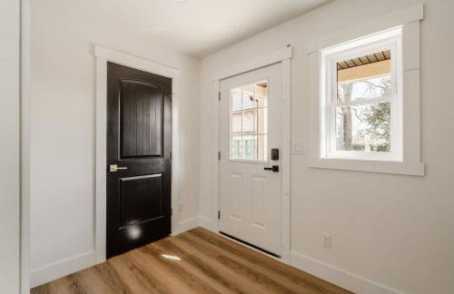 Modern Amish Country Retreat w/ Hot Tub. - Foto 20