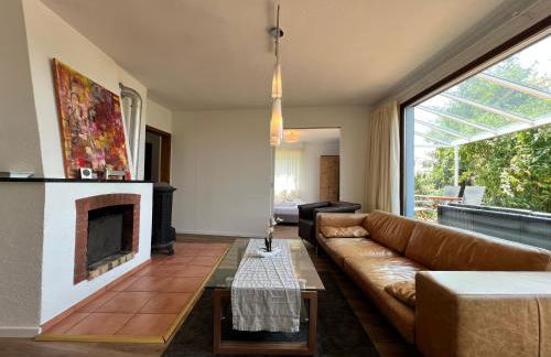 Ferienhaus Wellnesshütte mit Außenwhirlpool und herrlichem See-und Alpenblick - Foto 8