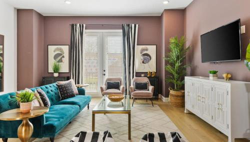 Upscale Townhome 3 miles to Downtown with 2 Car Garage - Foto 1