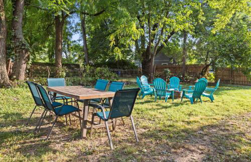 Louisville Haven With BBQ Fire Pit & Private Yard - Foto 52