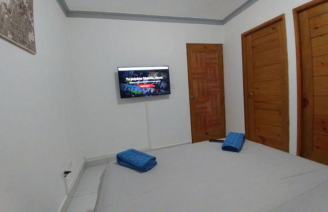 Tropical Condo BBQ Pool 5min to Airport - Foto 5