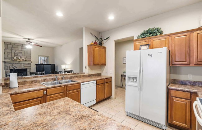 Silver Dollar Hideaway in Stonebridge Community - Photo 10