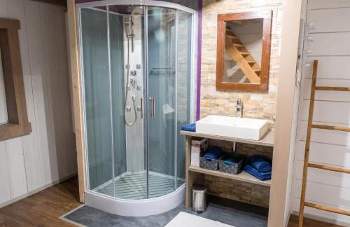 Maison spacieuse à Arrentès-de-Corcieux avec jacuzzi - Photo 6