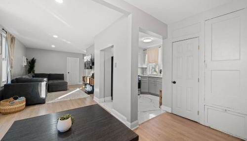 Spacious Luxe Stay Sleeps 16 20 Min to NYC - Foto 5