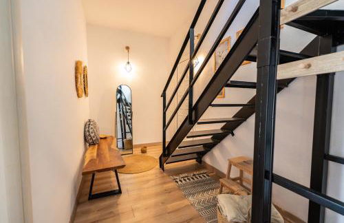 Sea-esta Beach House, Beachfront Residence & BBQ, By ThinkVilla - Foto 20