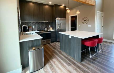 Timber & Tin F 2Bed 2Bath w Pool & Rooftop Deck - Foto 14