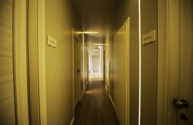 The Roman Empire Guesthouse - Foto 80