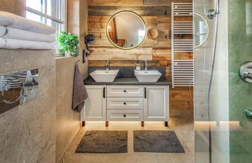 Beautiful Home In Podwilczyn With Sauna - Foto 29