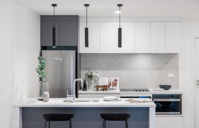 Sunrise Garden Suites - Photo 12