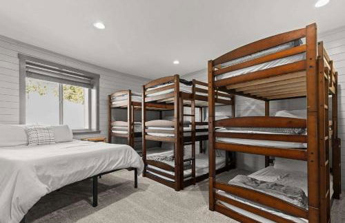 West Cabin- Yellowstone Family Retreat- Sled Hill - Foto 60