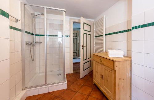 Wald Apartments bei Schlossgaststätte Hohenberg - Seeshaupt, südlicher Stanberger See, kostenfrei Parken, Ladestation für Auto und Fahrad, WLAN, Natur pur - Foto 23