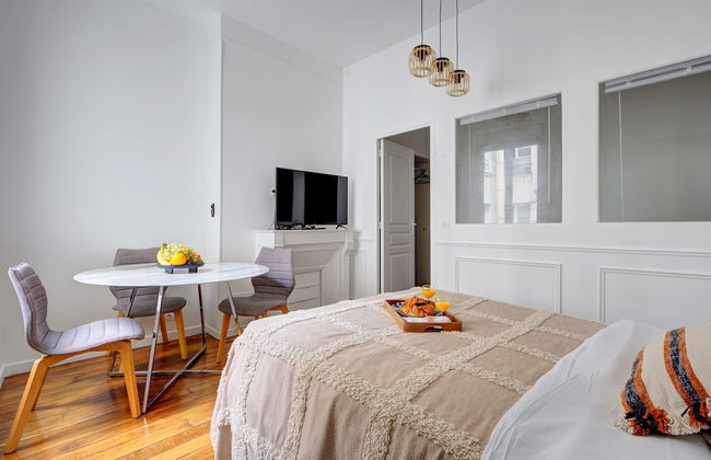 Cozy 1BR Apartment Near Notre Dame - Foto 23