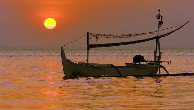 Pôr do sol no Rio Nilo