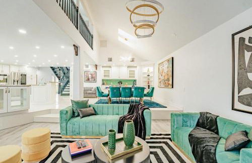 Beachfront Oasis w Htd Pool Cinema Game-Room Tiki - Foto 20