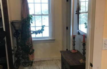 The Apartment at Sky Hollow - Foto 5