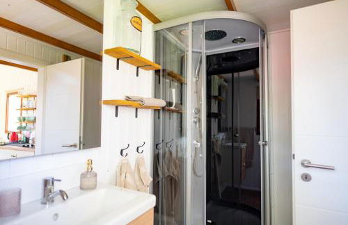 Tiny House 300 Meter vom Zentrum entfernt - Foto 16