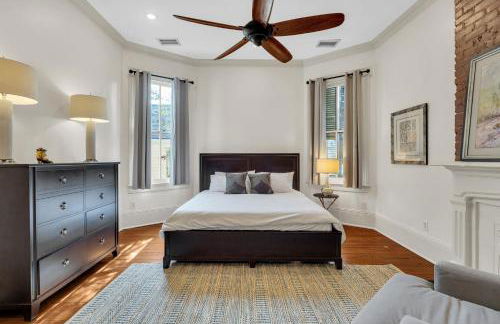 Historic 3BR LGD Gem Near Magazine & FQ - Foto 31