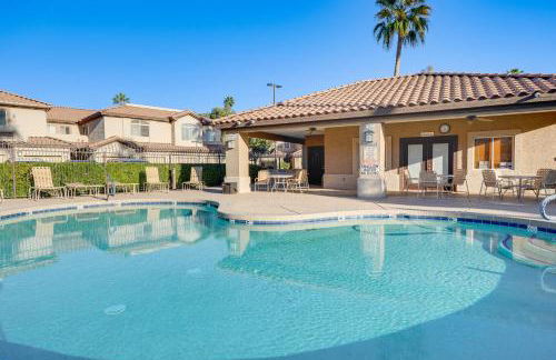 Golf Course Views! Relaxing and Convenient Mesa Unit - Foto 26