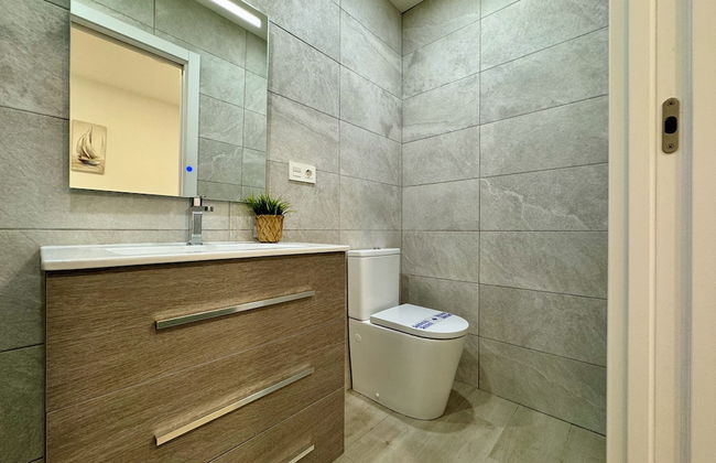 Cabanyal Apto Luminoso y Playa - Foto 15