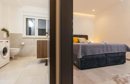 Amazing Home In Gornji Prolosac - Foto 16