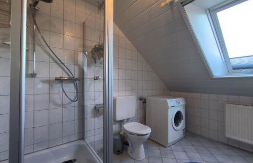 Lorenz große FeWo mit sonnigem Balkon in ruhiger Lage - Foto 10