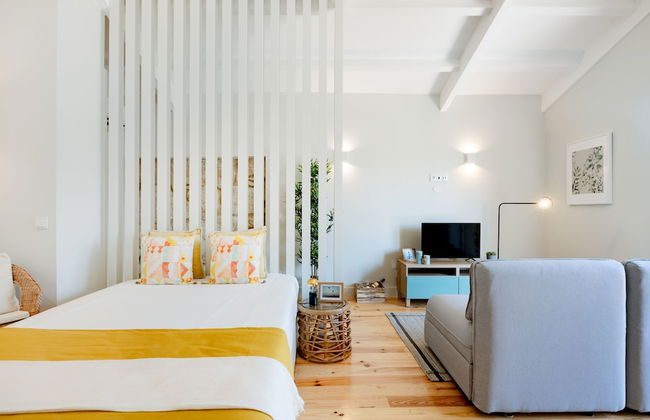 Porto Downtown Studio with Balcony - Foto 4