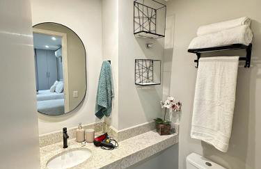 Flat aconchegante - Perto de Tudo - Vista Livre - Estacionamento privativo e Portaria 24h - Wi-Fi 600mbps - Foto 15