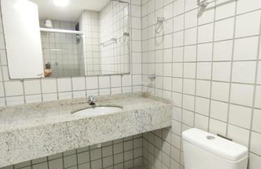 Flat Bellagio - BEIRA MAR - com localização super privilegiada! - Foto 9