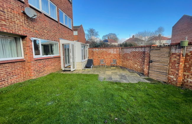 3 Bed House - Sleeps 5 - Garden - Parking - Wifi - Foto 10