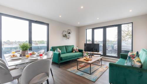 Elliot Oliver - Stunning Three Bedroom Penthouse With Large Terrace & Parking - Foto 2