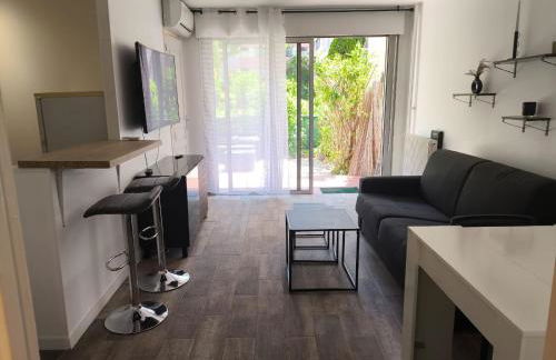 Home2Sea - Piscine, Jardin, studio cabine, 1 canapé lit convertible 2 ADULTES, 1 lit superposé triple 3 ENFANTS ou ADOS - Foto 18