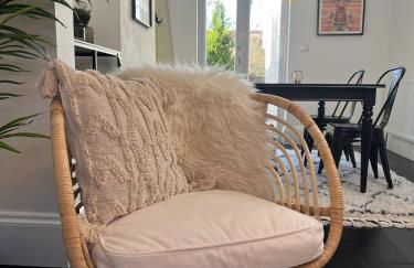 Restored Victorian Home with Private Garden - Foto 10