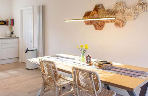 Modern 2 BD w/ Garden in the Heart of Tetbury! - Foto 28