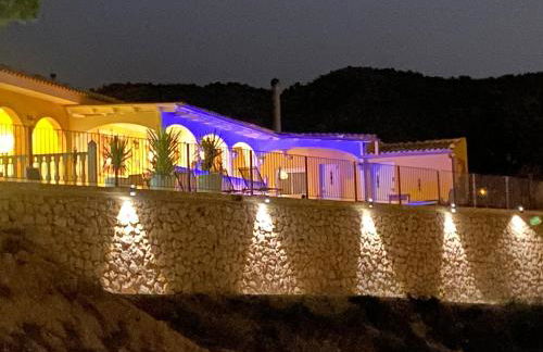 Maison typique avec vue dégagée sur la vallée - Photo 74