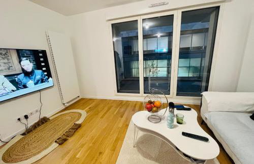 Dream Dwell Paris-Fantastic modern flat near RER A Paris - Foto 12