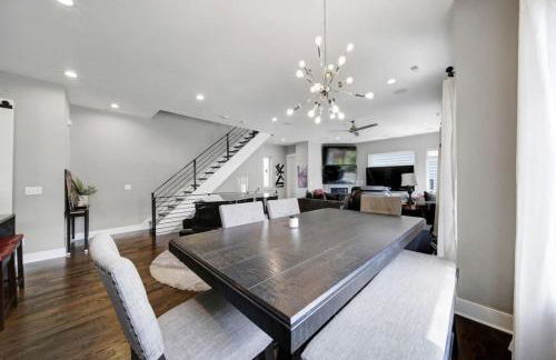 City Views - Walking Distance to Panthers Stadium - Photo 25