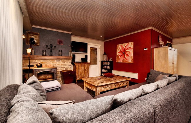 Luxurious Holiday Home with Hot Tub & Sauna in Houffalize - Foto 10