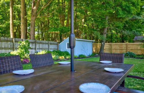 Woodcliff Cottage with Heated Private Pool-Family Friendly - Foto 10