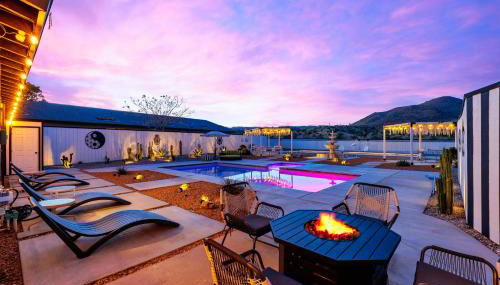 HUGE House in Joshua Tree/Yucca Valley with Pool & Hot Tub - Foto 4