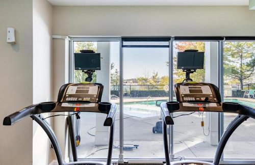 Landing Stylish 2BD Gym Clubhouse - Photo 41