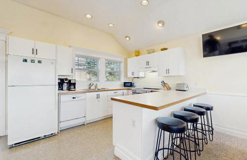 Bennington House - Photo 14