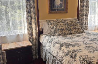 The Jensen Inn & Flowertown Bed and Breakfast - Foto 12