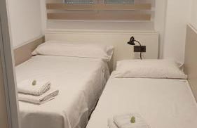 Apartamento cerca del centro con parking gratuito - Photo 10