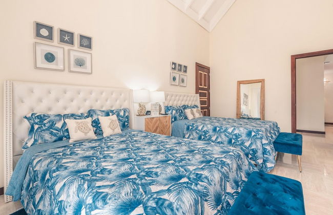 Apartment w 2BR Close to the Beach at Portillo X - Photo 16